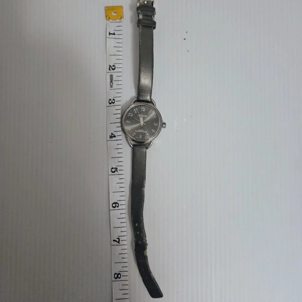 Geneva‎ M633L vintage watch